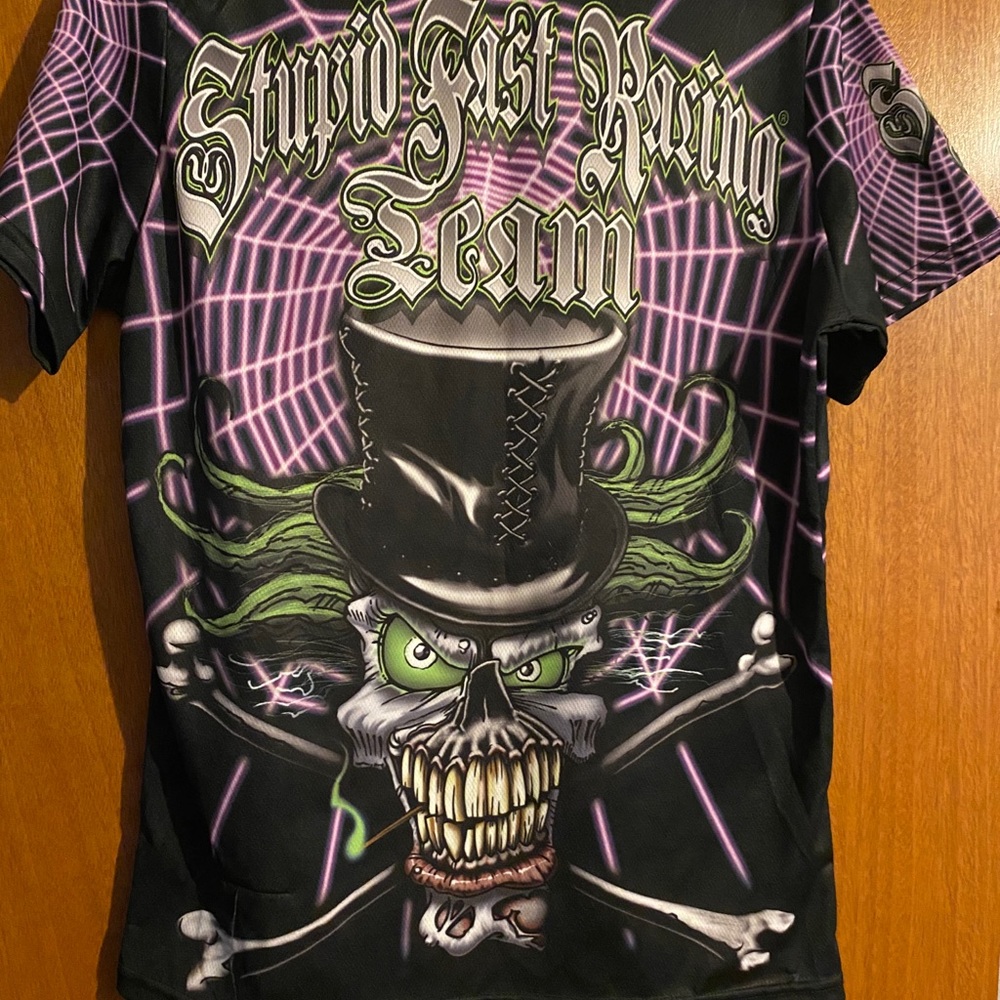 Shirt - Picture 4 of 5